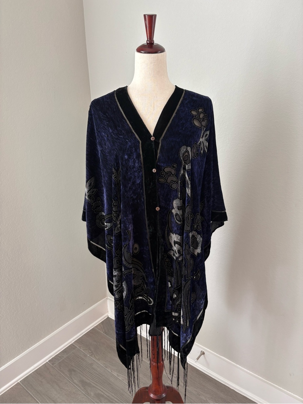 Kokomo Velvet Burnout Boho Fringe Poncho Silk Blend Wrap Gypsy Short Sleeve